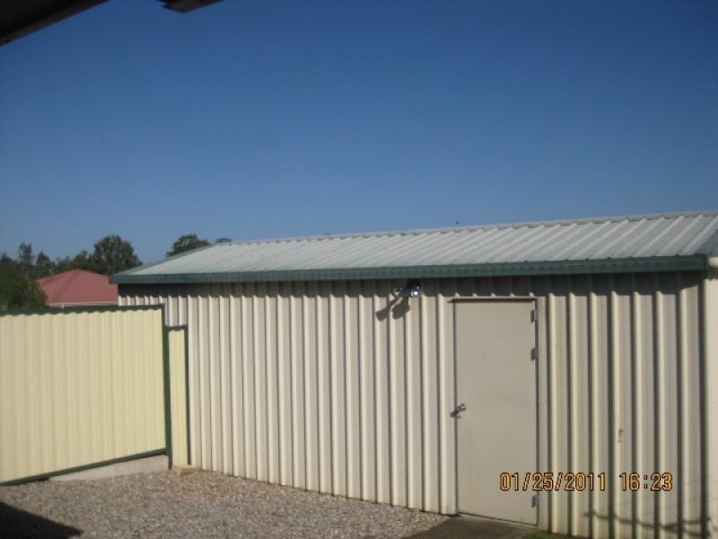 2 Des Arts Place, Wulkuraka QLD 4305