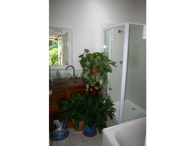 28 PARK ST, Ipswich QLD 4305