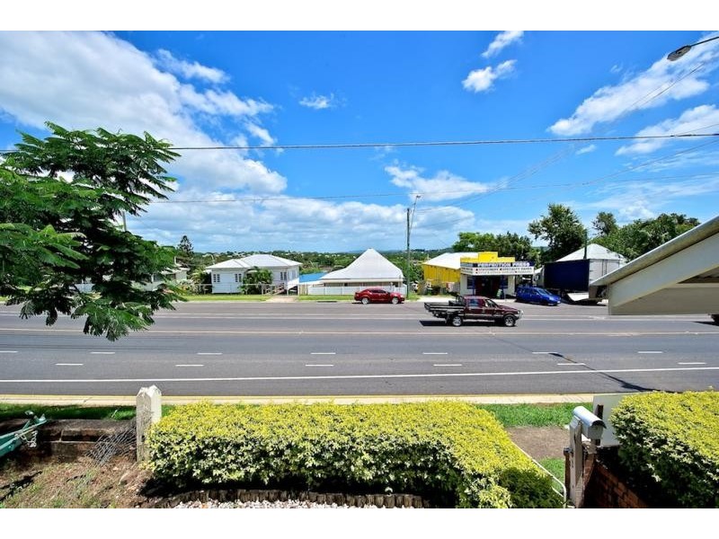 67 Downs Street, North Ipswich QLD 4305