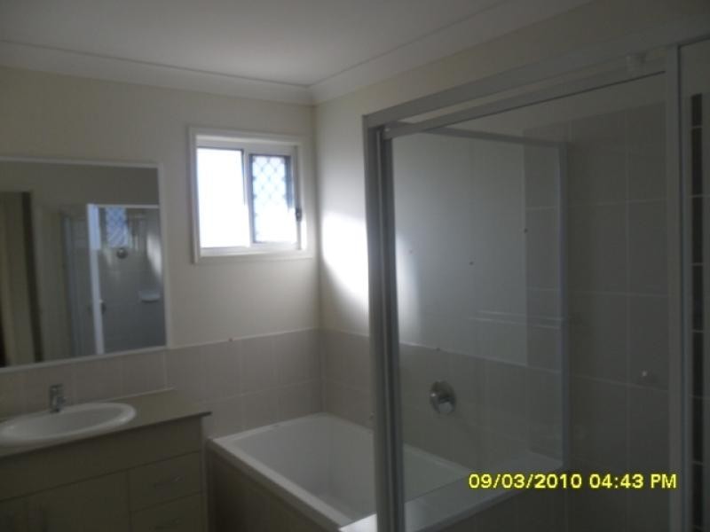 9 Barwell Street, Brassall QLD 4305