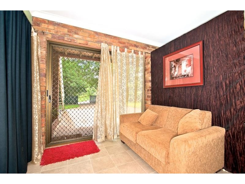 6 Cushing Street, North Ipswich QLD 4305