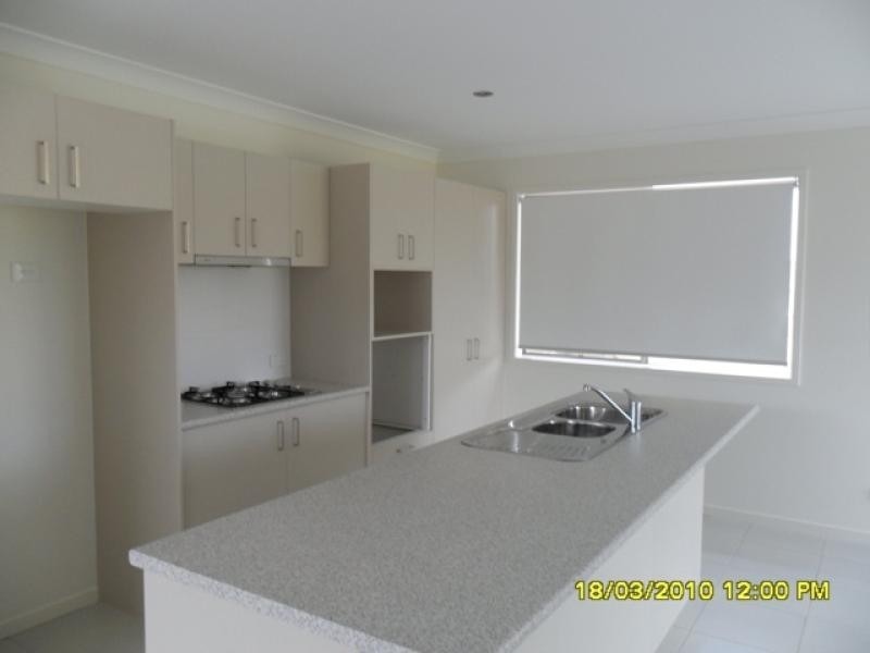 11 Huxley Street, Redbank Plains QLD 4301