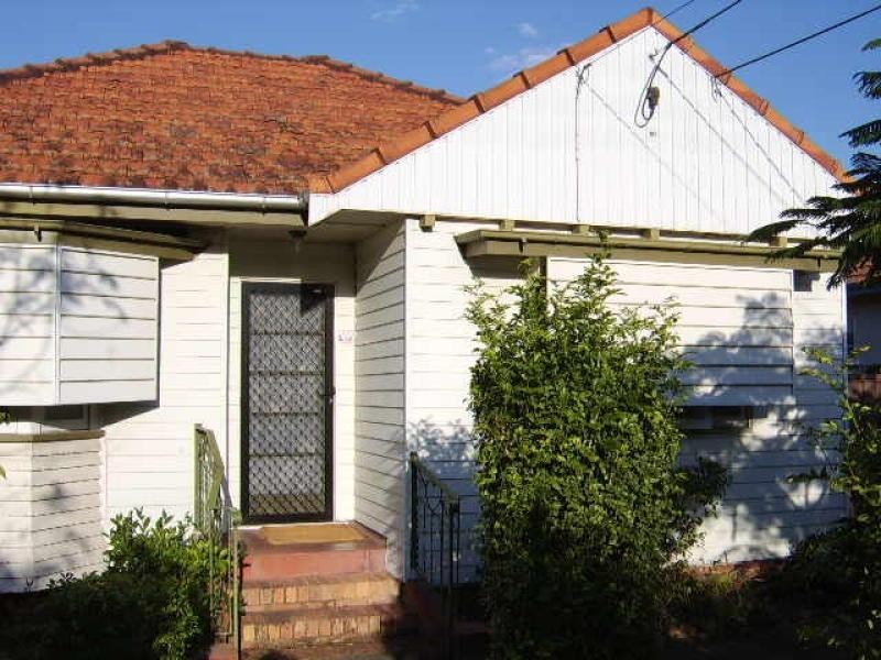 35 CAIRO STREET, Enoggera QLD 4051