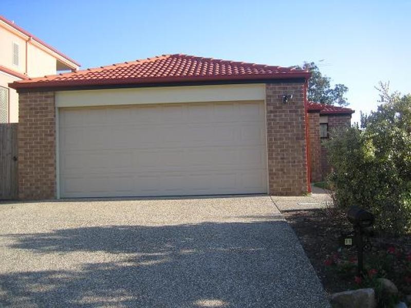 11 LISA STREET, Mcdowall QLD 4053