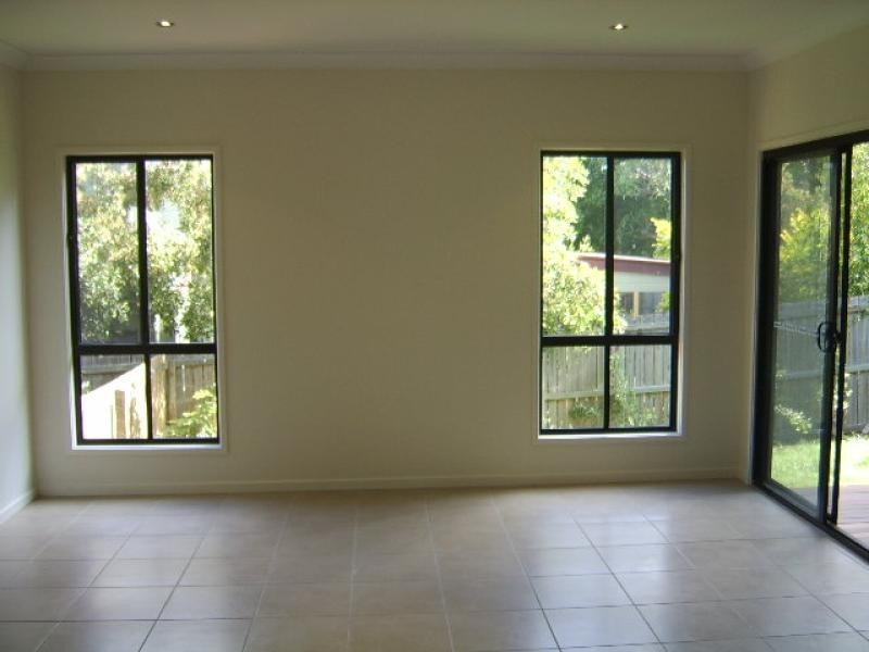 100 Thistle Street, Gordon Park QLD 4031