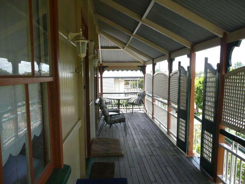 31 Price Street, Oxley QLD 4075