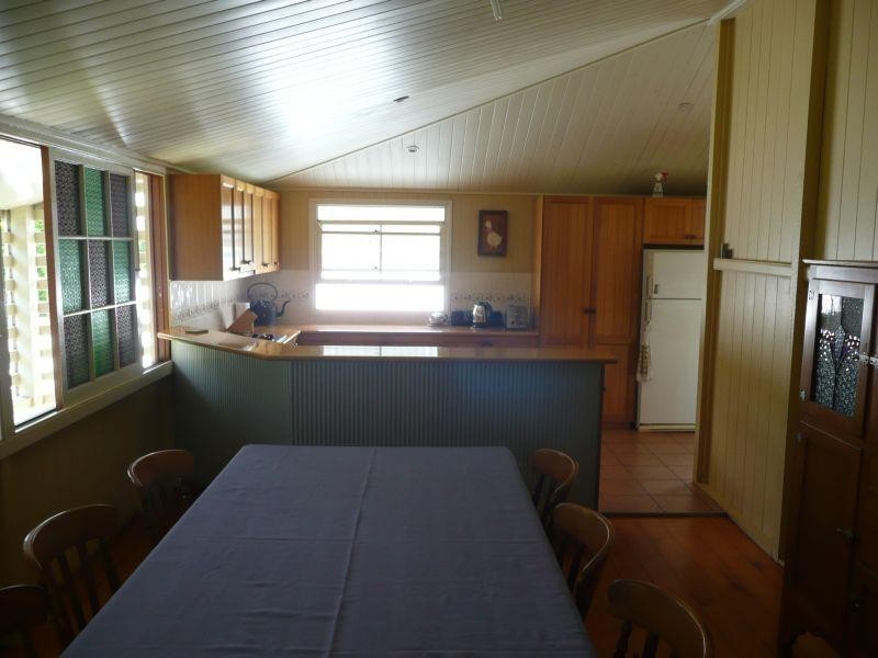 31 Price Street, Oxley QLD 4075