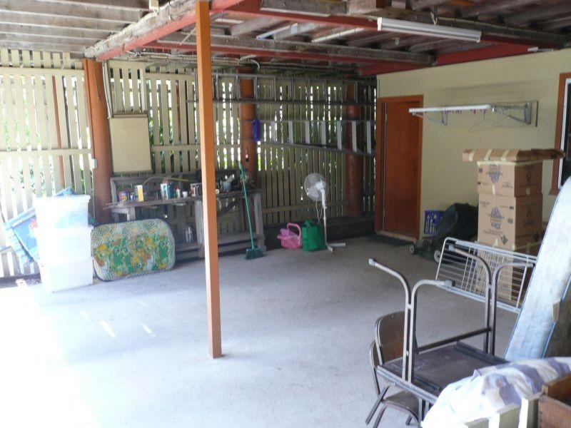 31 Price Street, Oxley QLD 4075