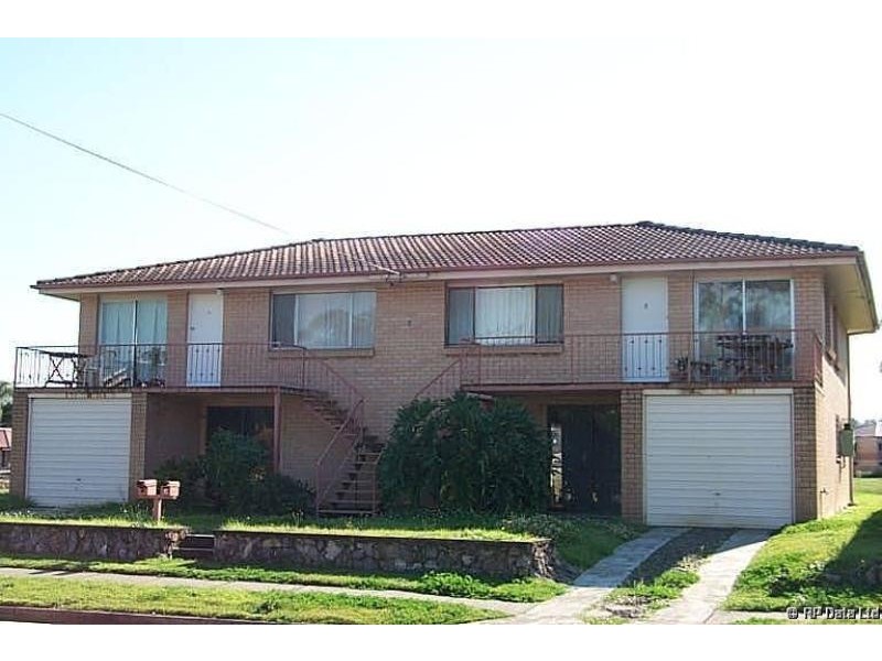 2/8 Montrose Street, Gordon Park QLD 4031