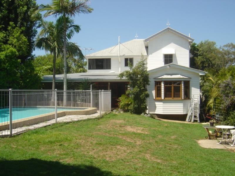 15 Palm Avenue, Sandgate QLD 4017
