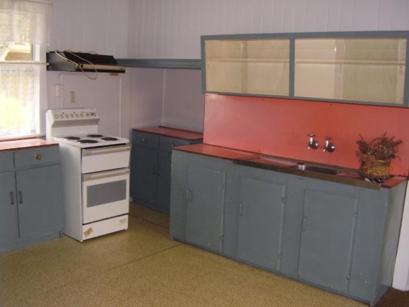 16 Arthur Street, Woody Point QLD 4019