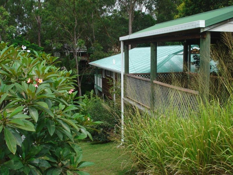 6 Eveleigh Street, Arana Hills QLD 4054