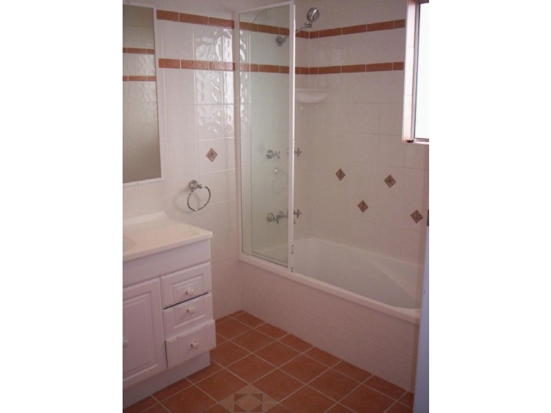 18 Meecham Street, Grange QLD 4051