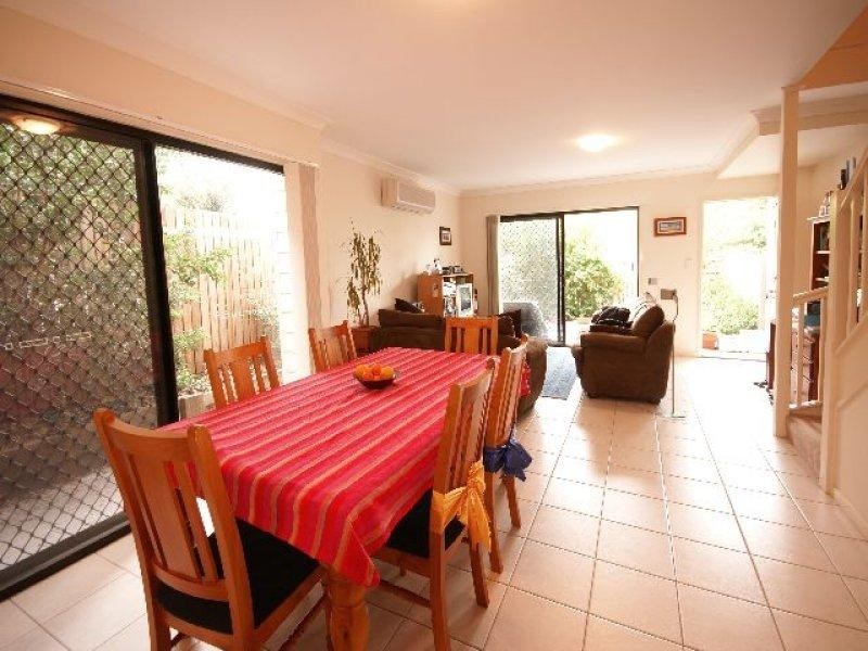 1/48 Halcomb Street, Zillmere QLD 4034