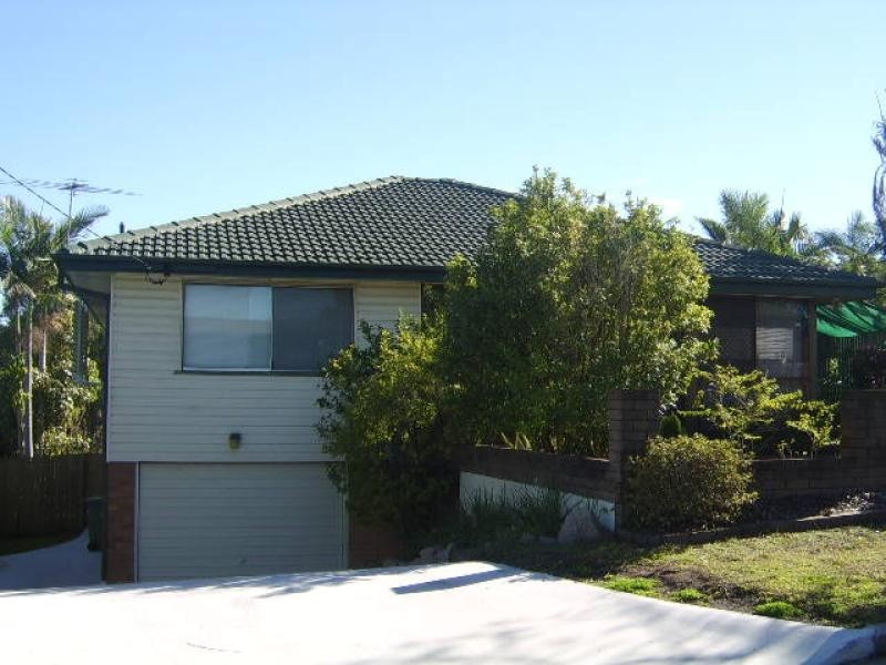 12 Derrima Crescent, Ferny Hills QLD 4055