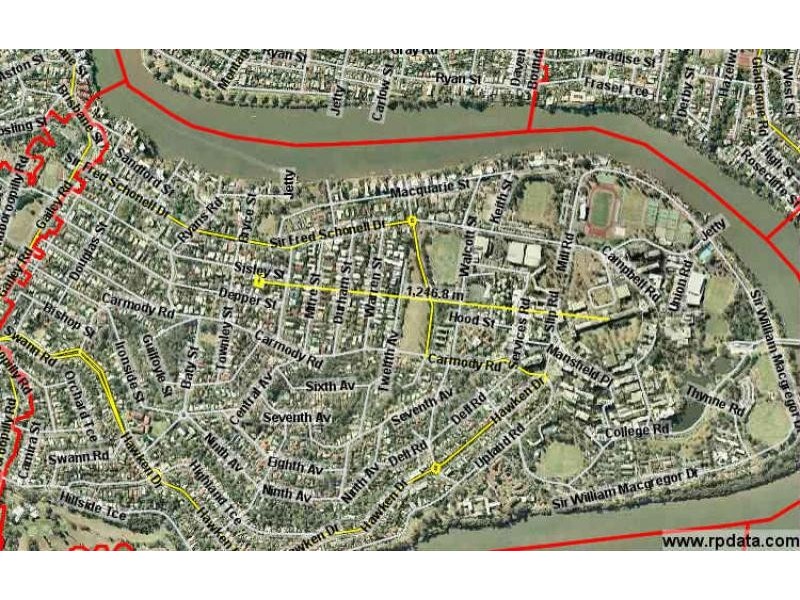 63 Sisley Street, St Lucia QLD 4067