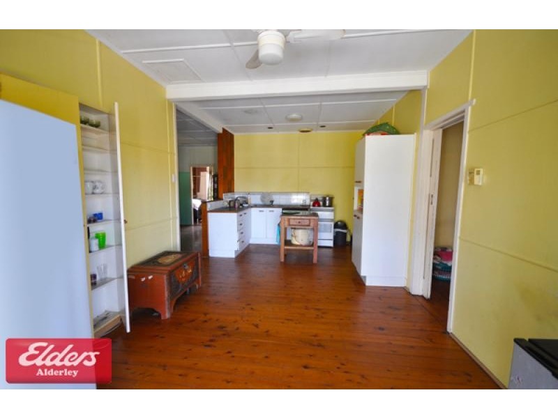 26 Mashobra Street, Mitchelton QLD 4053