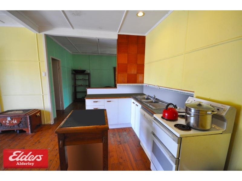 26 Mashobra Street, Mitchelton QLD 4053