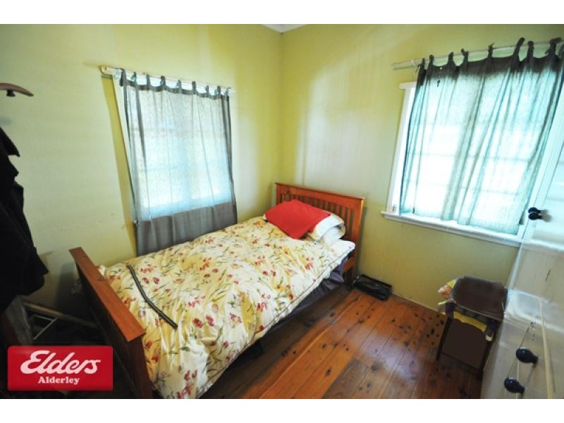 26 Mashobra Street, Mitchelton QLD 4053