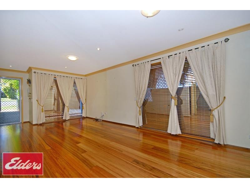 5 Tees Street, Yeerongpilly QLD 4105