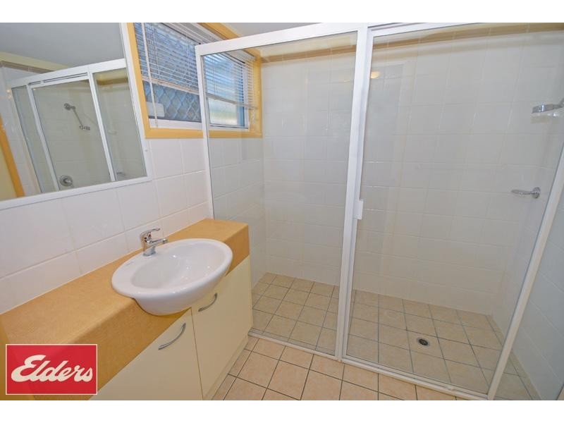 5 Tees Street, Yeerongpilly QLD 4105