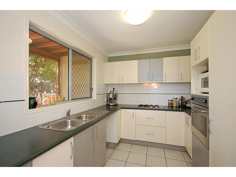 Unit 4/100 Lockrose Street, Mitchelton QLD 4053