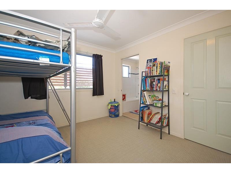 Unit 4/100 Lockrose Street, Mitchelton QLD 4053