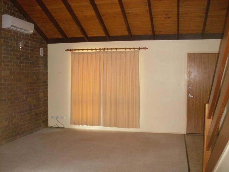 64 Quinnia Court, Ferny Hills QLD 4055