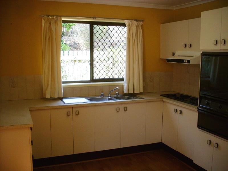 64 Quinnia Court, Ferny Hills QLD 4055