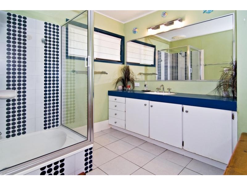 74 Bunya Park Drive, Eatons Hill QLD 4037