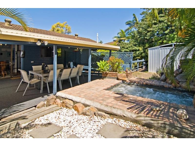 74 Bunya Park Drive, Eatons Hill QLD 4037