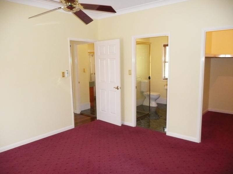 14 Woodtop Court, Ferny Hills QLD 4055