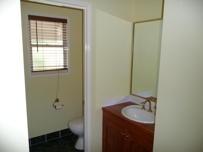 14 Woodtop Court, Ferny Hills QLD 4055