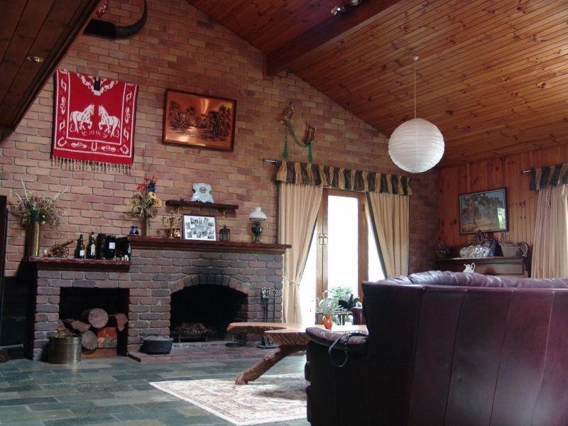 32 Owarra Avenue, Ferny Hills QLD 4055