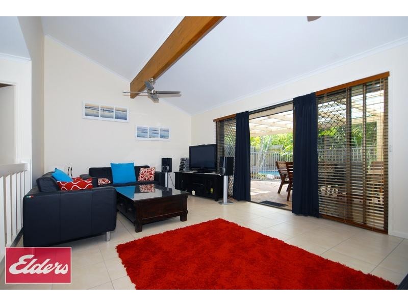 1 Debbie Street, The Gap QLD 4061