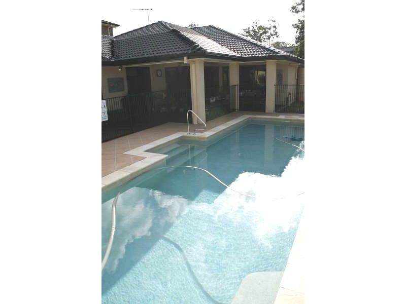 33 Ferndale Place, Upper Kedron QLD 4055