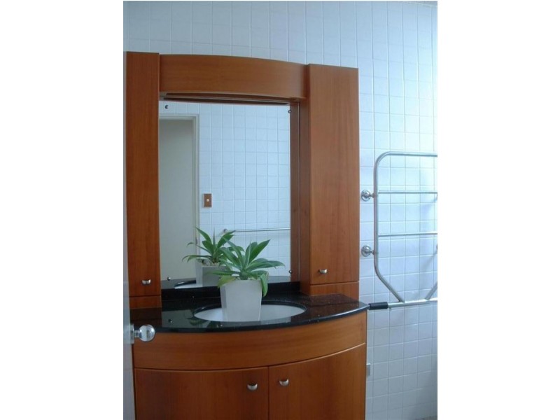 Apartment 4/48 Dunmore Tce, Auchenflower QLD 4066