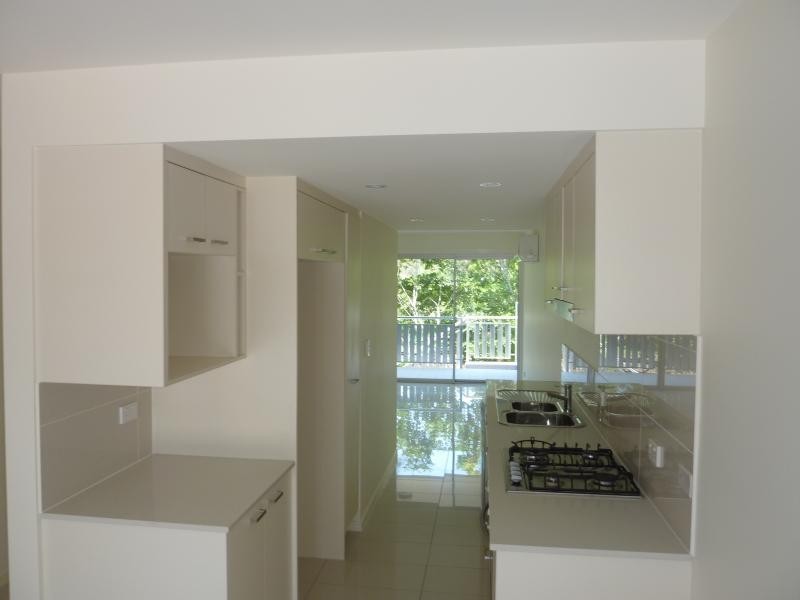 2/202 Pickering Street, Enoggera QLD 4051