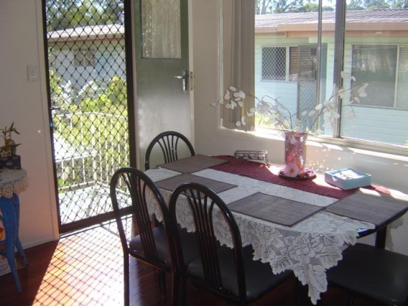 4 Hoxton Street, Arana Hills QLD 4054