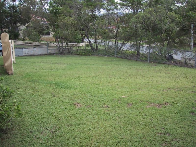 16 Arilpa Street, Ferny Hills QLD 4055