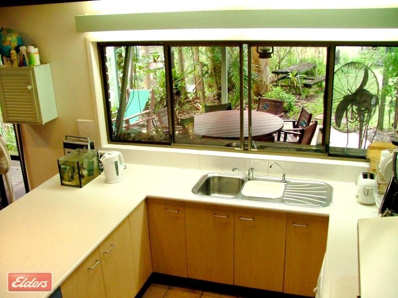 137 Upper Kedron Road, Ferny Grove QLD 4055