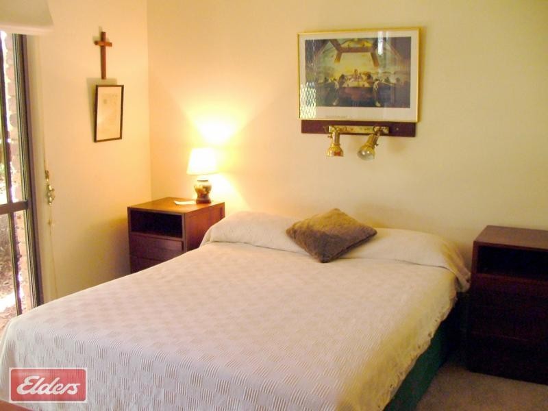 137 Upper Kedron Road, Ferny Grove QLD 4055