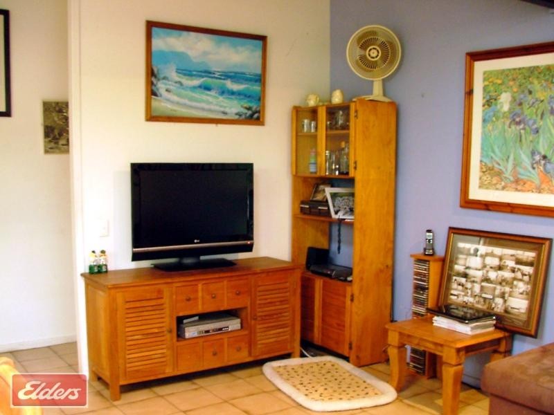 137 Upper Kedron Road, Ferny Grove QLD 4055