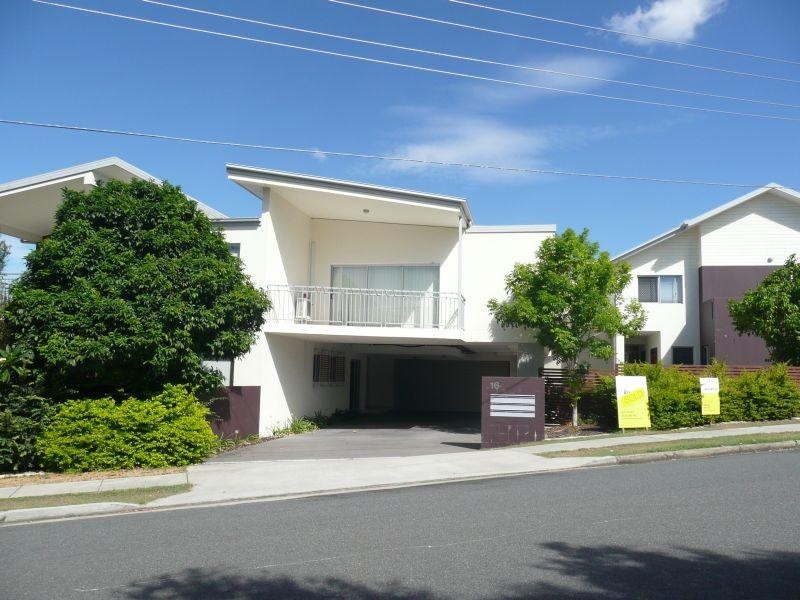Unit 8/16 Trackson Street, Alderley QLD 4051