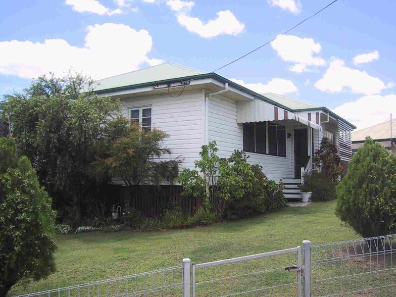 15 Madsen Street, Keperra QLD 4054