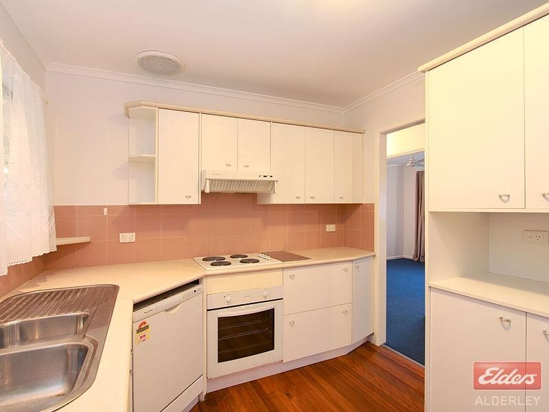 105 Mawson Street, Stafford Heights QLD 4053