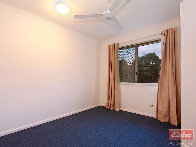 105 Mawson Street, Stafford Heights QLD 4053