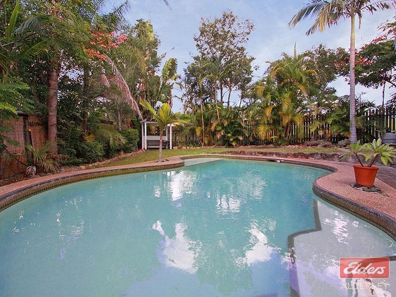 42 Glenlee Street, Arana Hills QLD 4054