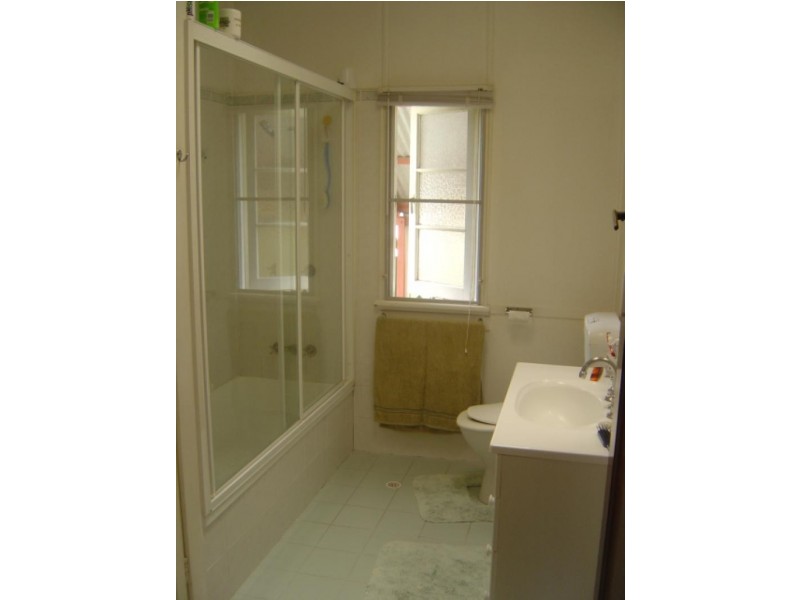 18 David Street, Nundah QLD 4012