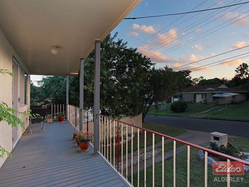 17 Clemesha Street, Keperra QLD 4054